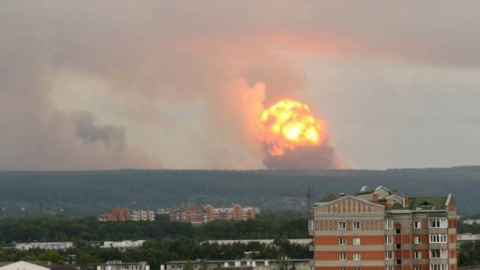 Експлозии избухнаха в района на Харков в Украйна тази нощ